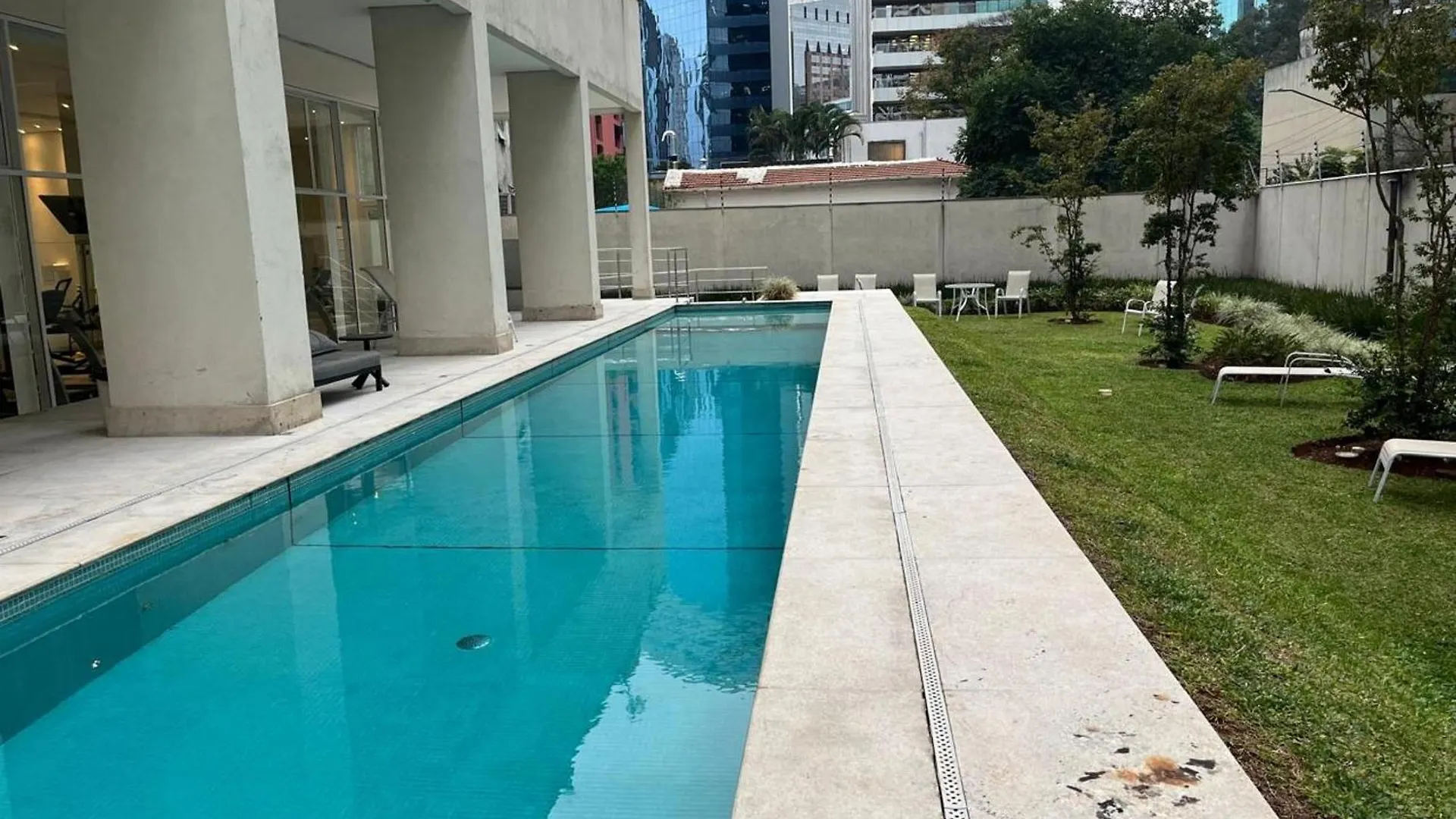 Elegance Suites Carvalho Sao Paulo Apartment